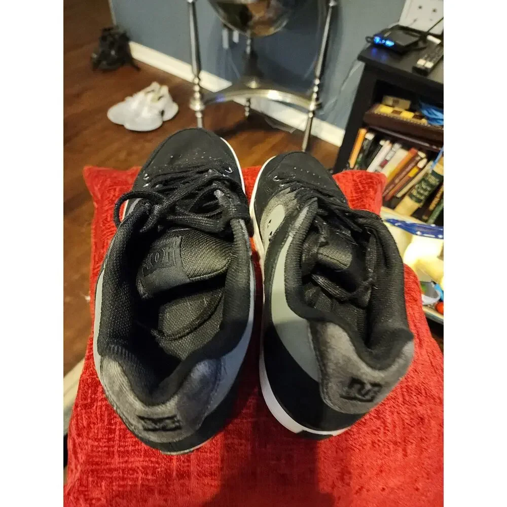DC Pure Men's Skate Shoes Black/grey 9.5m